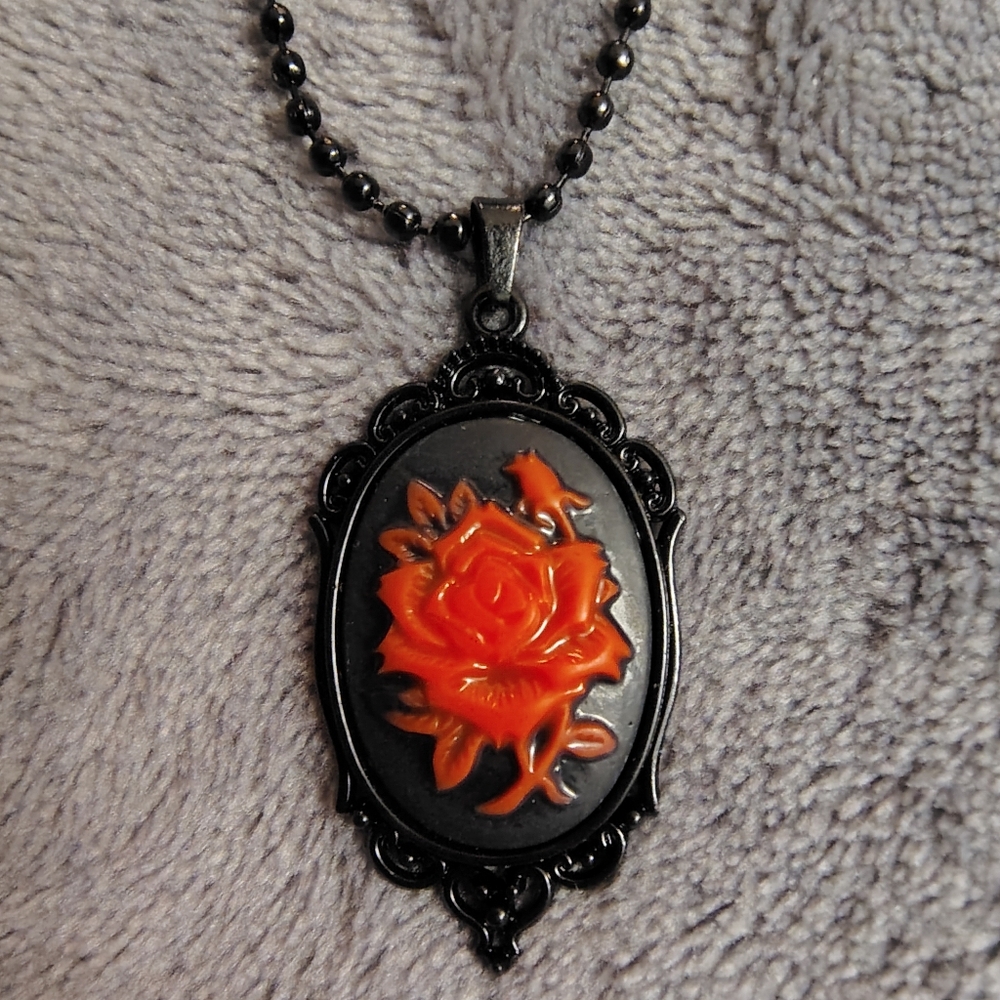 Vintage-Inspired Black and Red Cameo Pendant Necklace